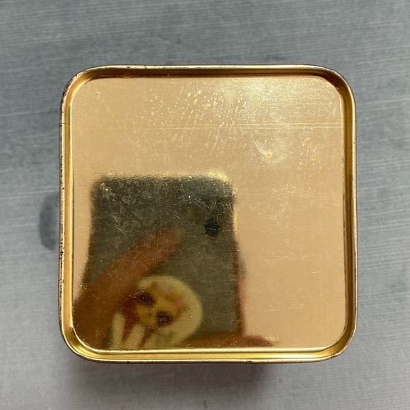 Vintage metal Suzy’s Zoo 1979 Christmas tin and JSNY tray - Picture 14 of 17